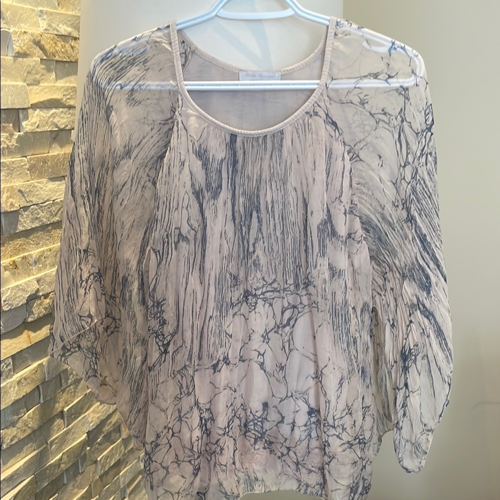 5/$25 Dolce Ragazza  Pink and Navy Silk Blouse